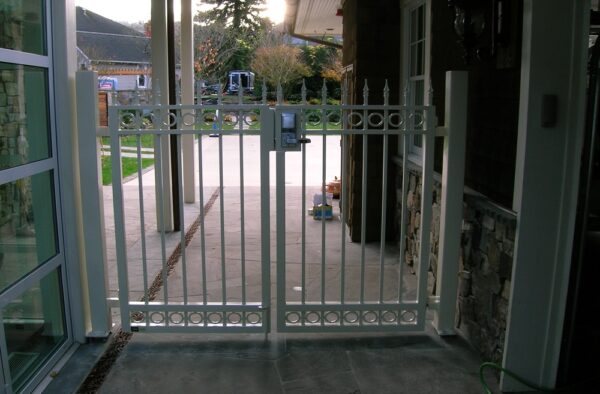 Iron Spear Gate - Image 2