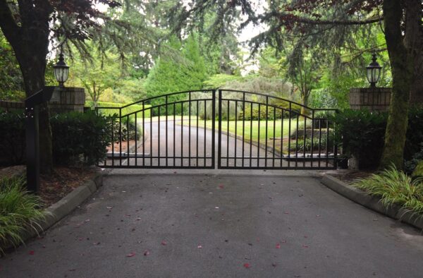 Sealth Styled Gate - Image 2