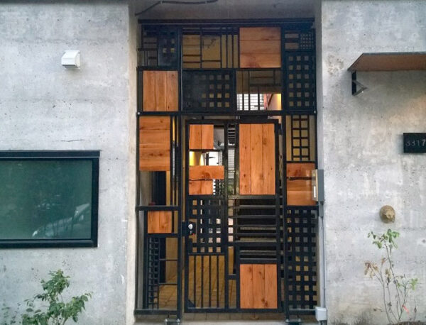 Wood Accented Pedestrain Gate