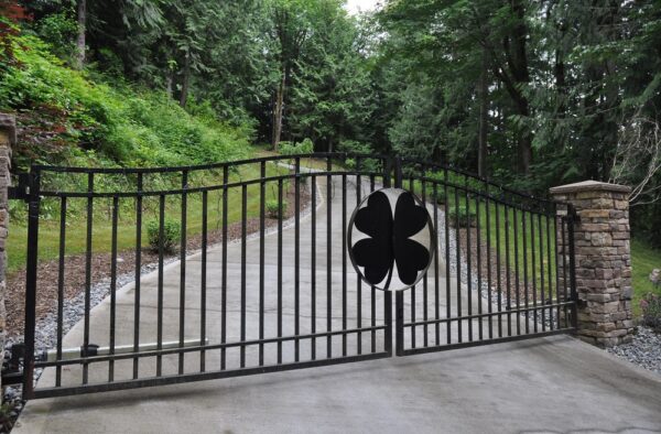 Shamrock Gate - Image 2