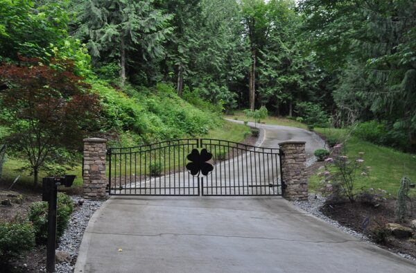 Shamrock Gate - Image 3