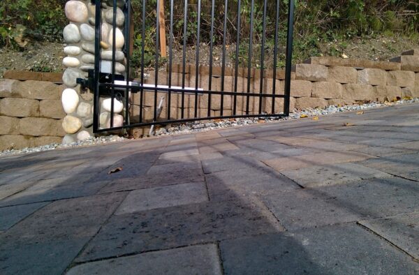 Uphill Double Swing Gate - Image 2