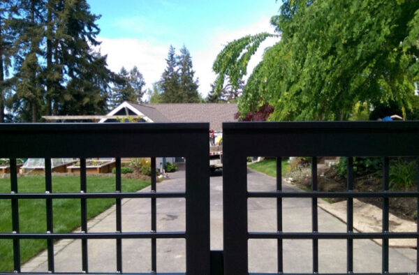 Double Swing Gate With Grid Details - Image 2