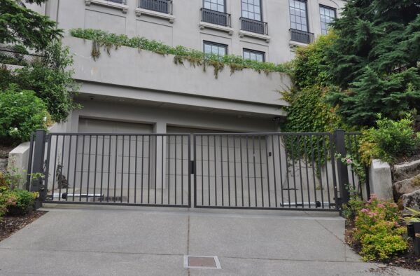 Pacific Double Swing Gate