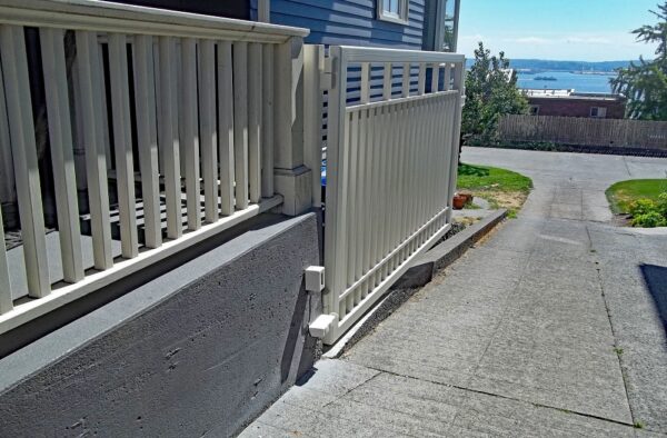 Single Swing Gate Painted White - Image 3