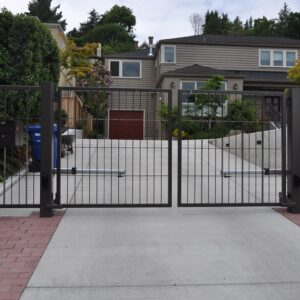 Uphill Swing Hinged Gate