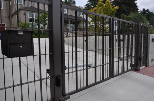 Uphill Swing Hinged Gate - Image 2