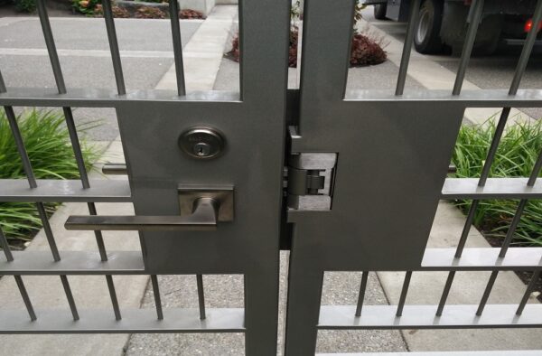 Silver Pedestrian Gate - Image 3