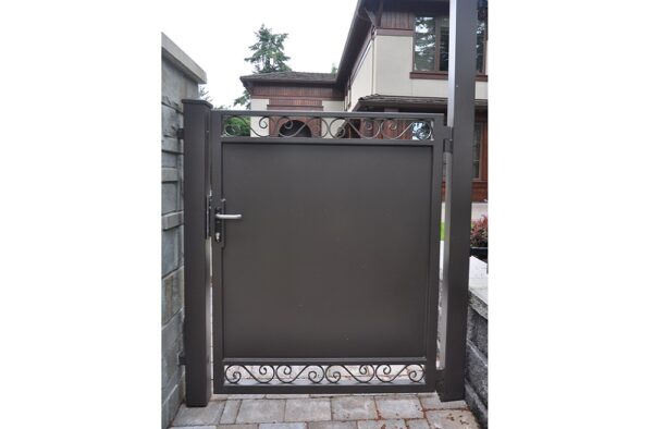 Decorative Scroll Gate - Image 2