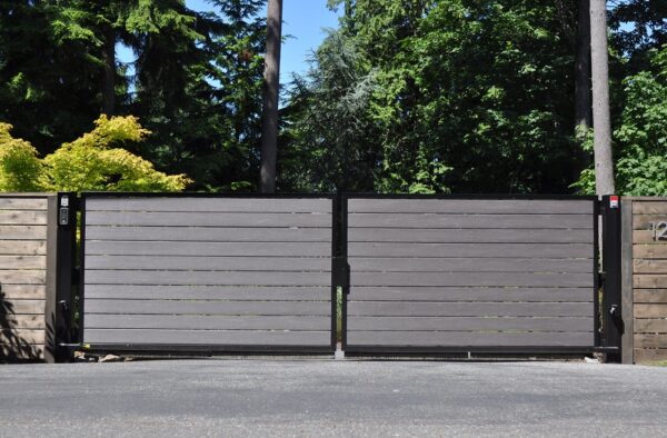 Horizontal Cedar Gate