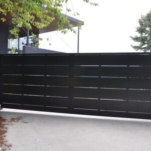 Horizontal Board Gate