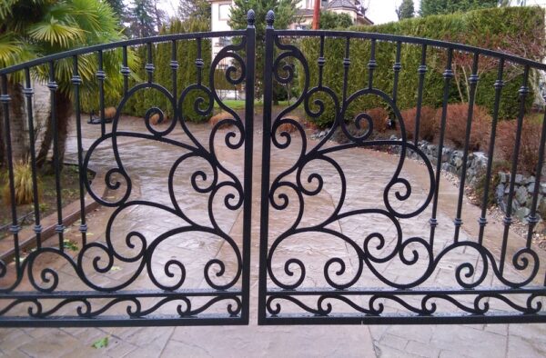 Beautiful Scroll Work Gate