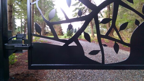 Gnarly Tree Gate - Image 4