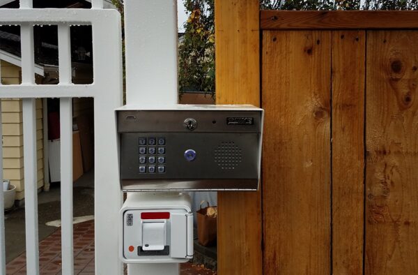 White Ped Gate - Image 2