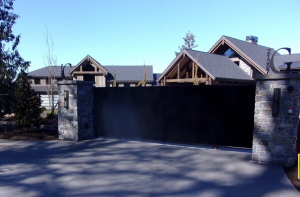 Angled-Panel Gate - Image 2