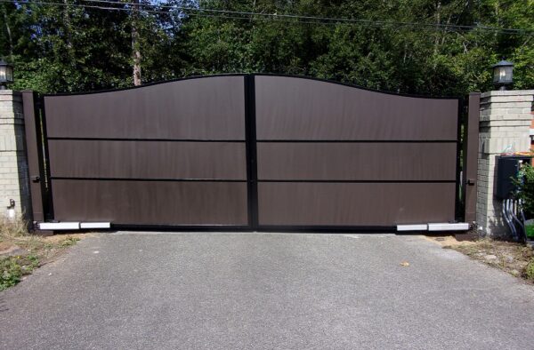 Solid Swing Gate