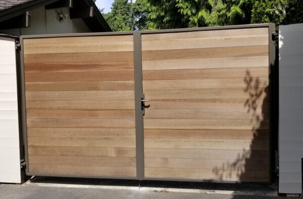 Manual Lockable Gate