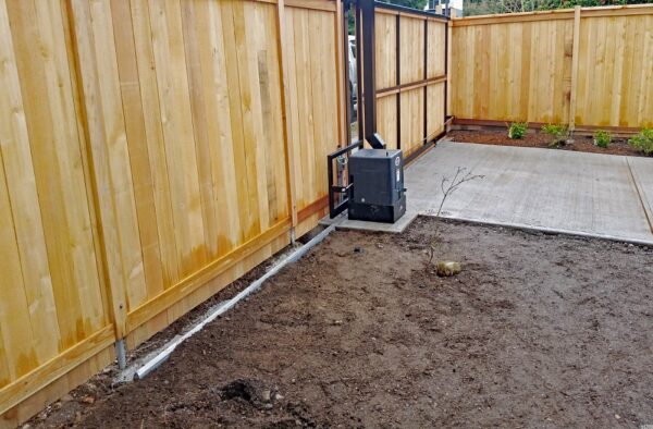 Cedar Slide Gate - Image 2