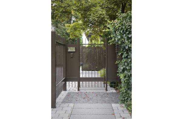Gate with Strike Posts - Image 2