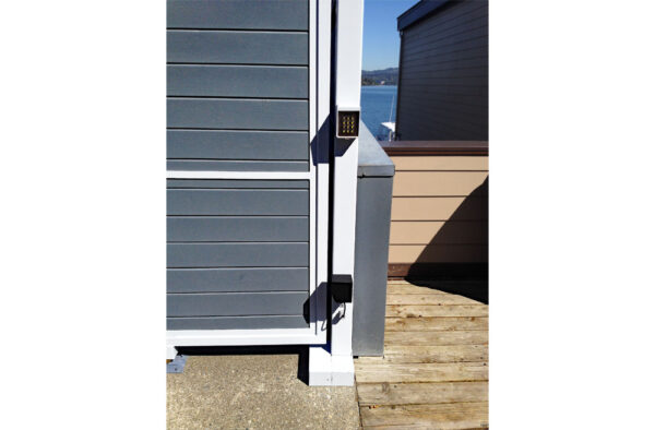 Tandem Slide Gate with Custom Wood Applique - Image 4
