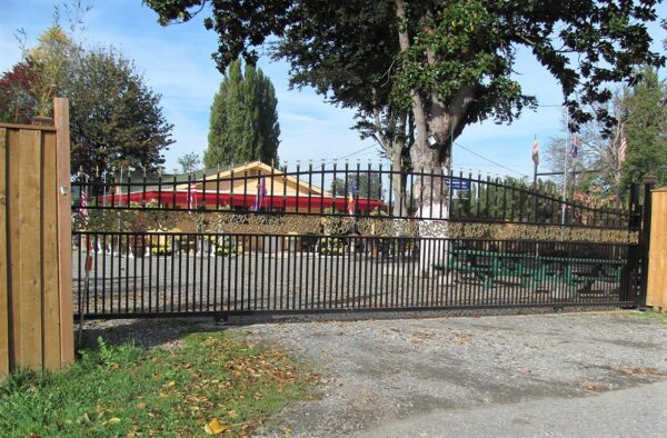 Decorative Gold Slide Gate