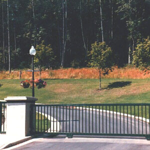 Flat Top Iron Slide Gate