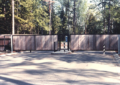 Double Swing Gate with Wood