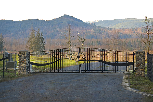 Community Double Swing Gate