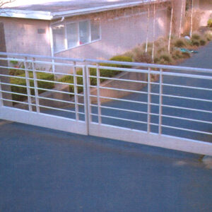 Modern Driveway Entrance Gate