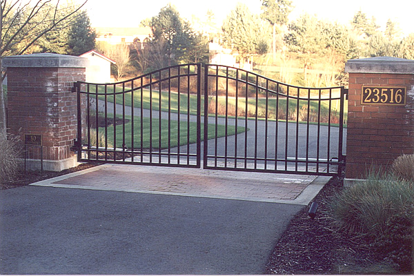 Double Swing Gate