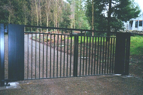 Double Swinging Gate