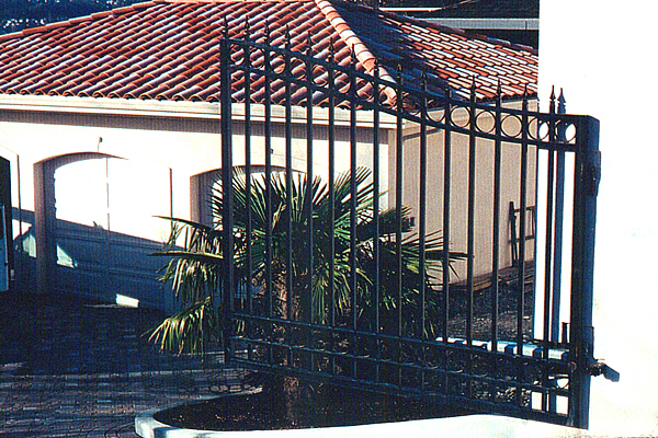 Double Swing Entrance Gate