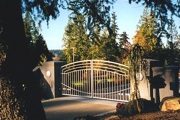 Iron Swing Gate with Unique Horizontal Pickets