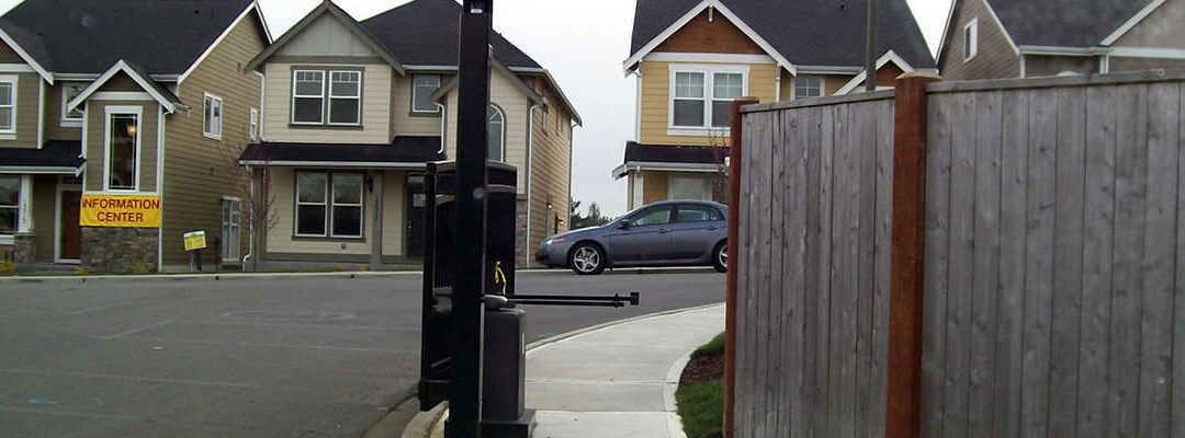 Trouble Signs to Watch for When You Select a Seattle Driveway Gate Company