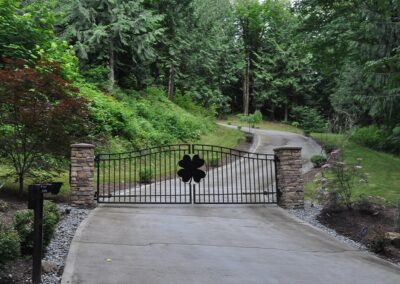 Shamrock Driveway Gate - 14151-03