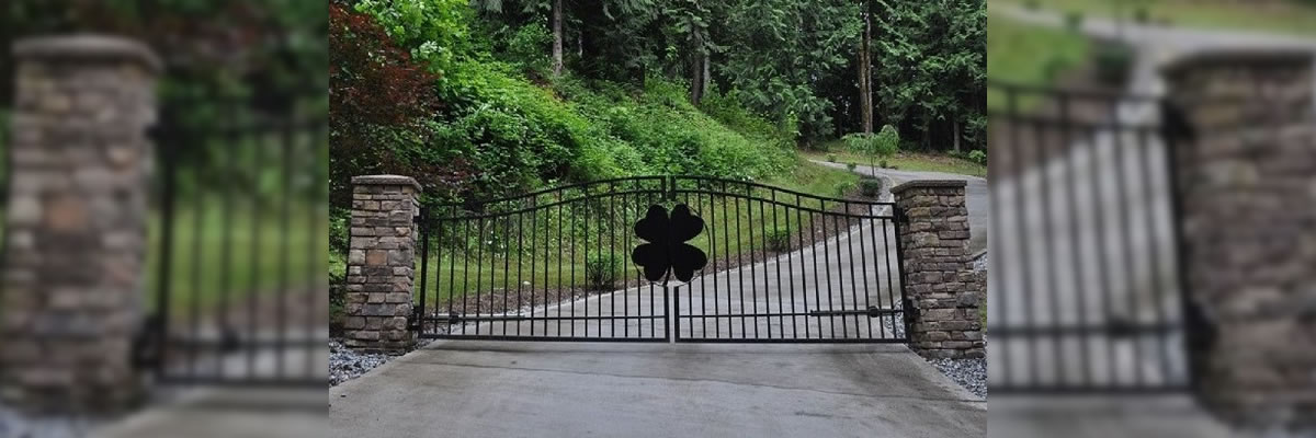 Shamrock Driveway Gate - 14151