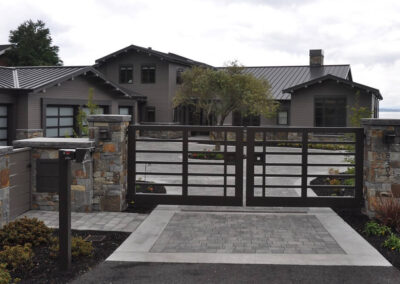 Thick framed geometric modern driveway gate - 16232 - seattle