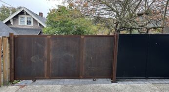 Queen Anne Corten Steel Alley Gate Transforms Family’s Backyard