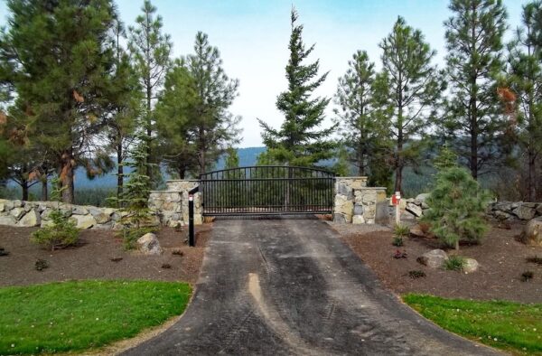 Suncadia Lot 11 Cantilever Slide Gate